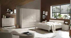 Drehtürenkleiderschrank 5-trg. beige