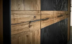 Kleiderschrank braunschwarz