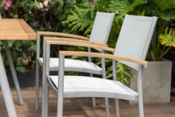 OUTDOOR Stapelstuhl weiß