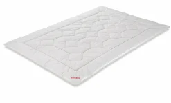 Paradies Ganzjahresbettdecke 840g weiß