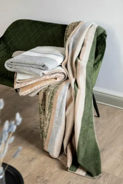 Paras Lifestyle Wohndecke beige