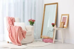 Rahmenspiegel goldfarben