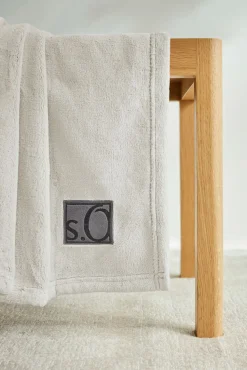 s.Oliver Wohndecke weiß