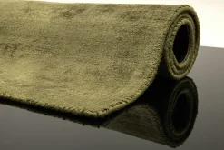 Theo Keller Handwebteppich grün