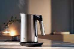 WMF Wasserkocher 1,6l silberfarben